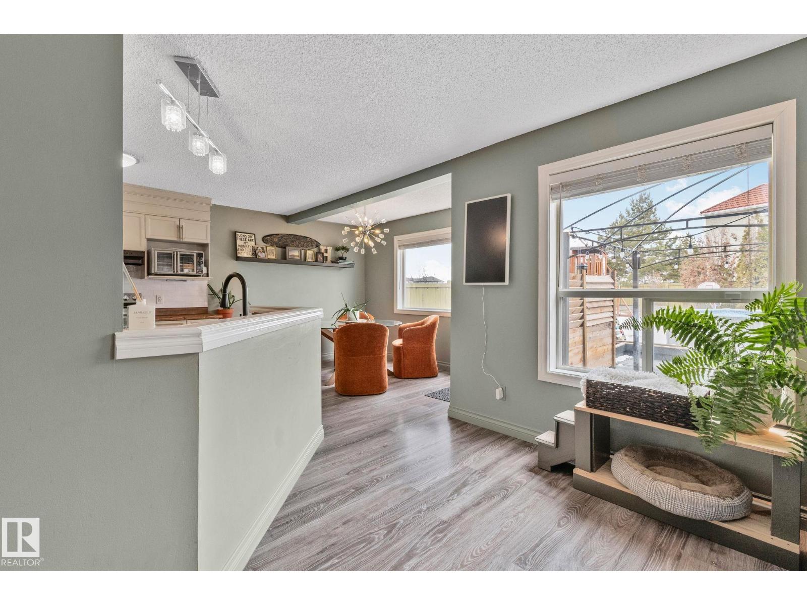 15304 138b St Nw, Edmonton, Alberta  T6V 1P8 - Photo 8 - E4481206