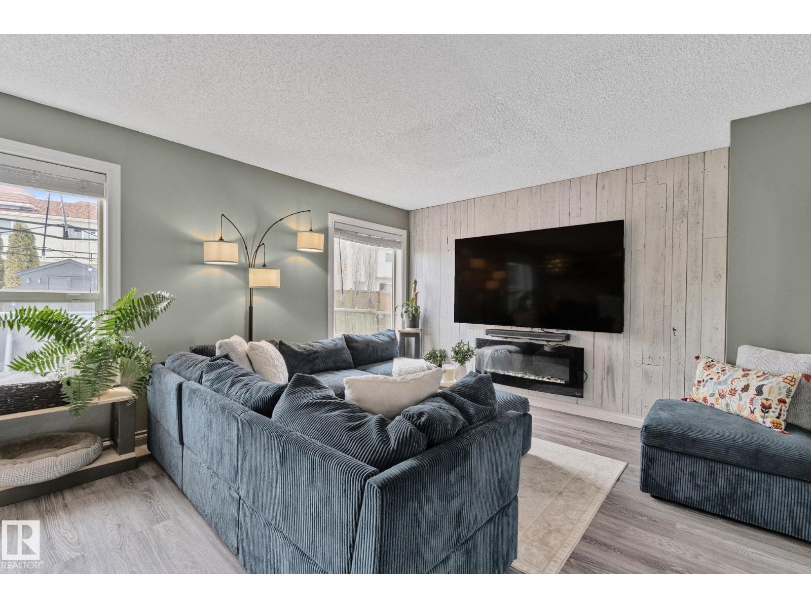 15304 138b St Nw, Edmonton, Alberta  T6V 1P8 - Photo 5 - E4481206