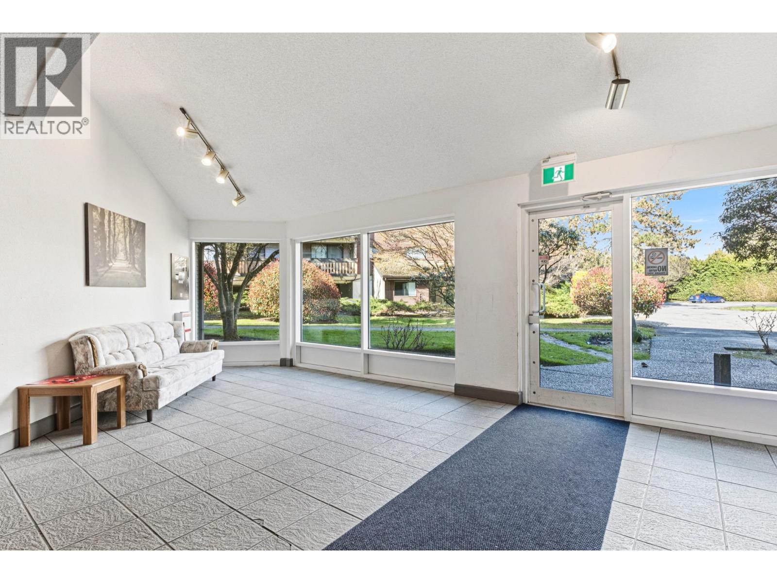 302 8870 Citation Drive, Richmond, British Columbia  V6Y 3A3 - Photo 12 - R3109075