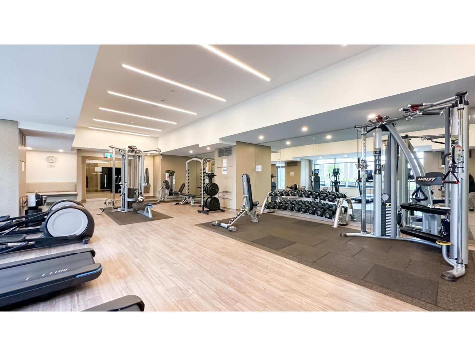 405 15165 Thrift Avenue, Surrey, British Columbia  V4B 0C1 - Photo 15 - R3108878