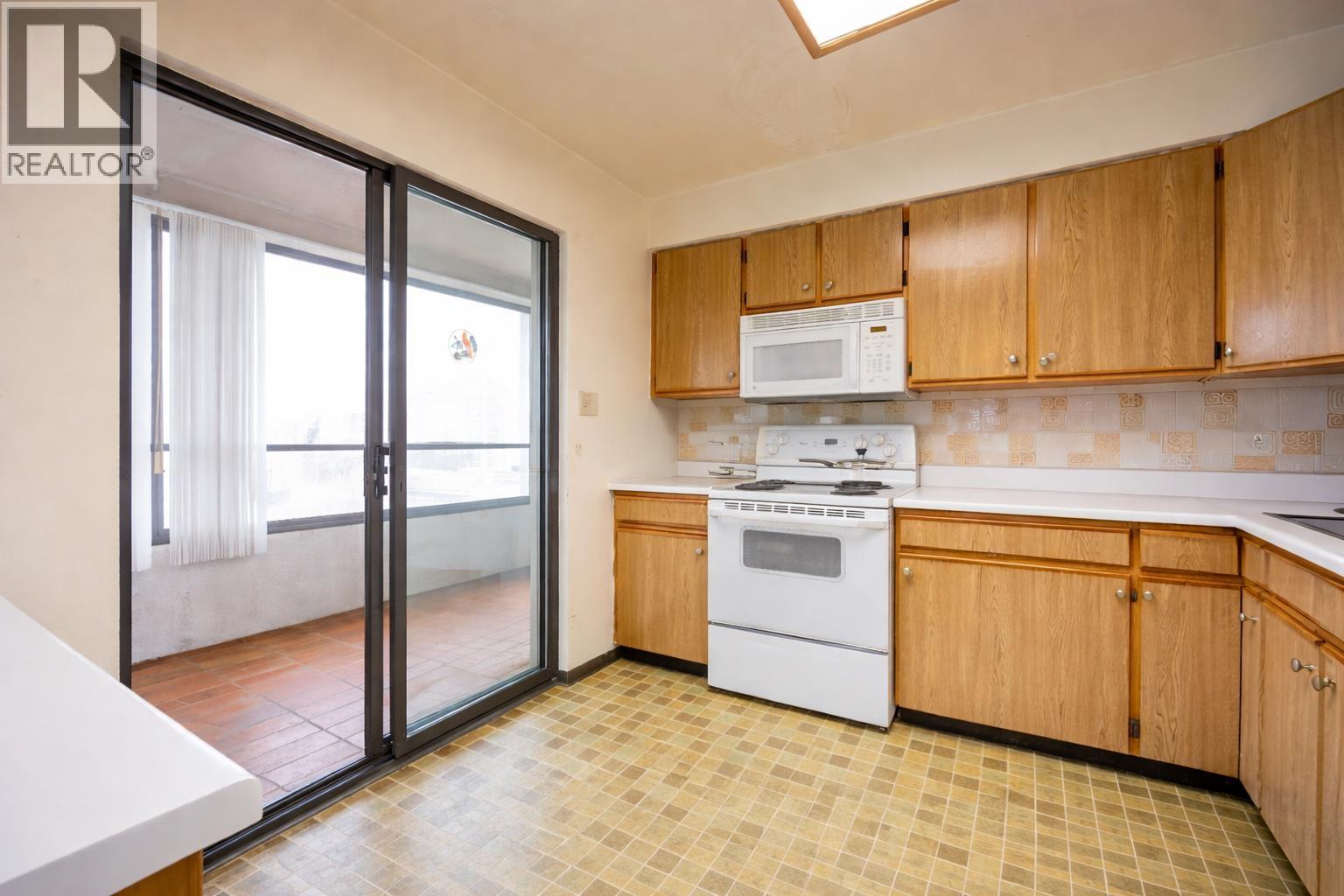 902 615 Belmont Street, New Westminster, British Columbia  V3M 6A1 - Photo 8 - R3107179