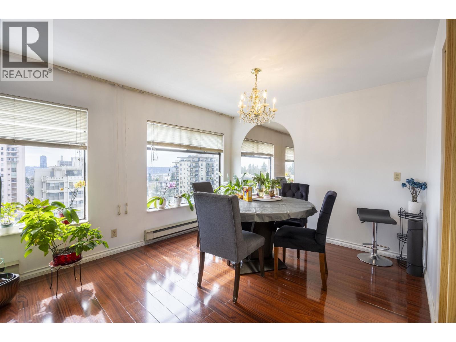 902 615 Belmont Street, New Westminster, British Columbia  V3M 6A1 - Photo 2 - R3107179