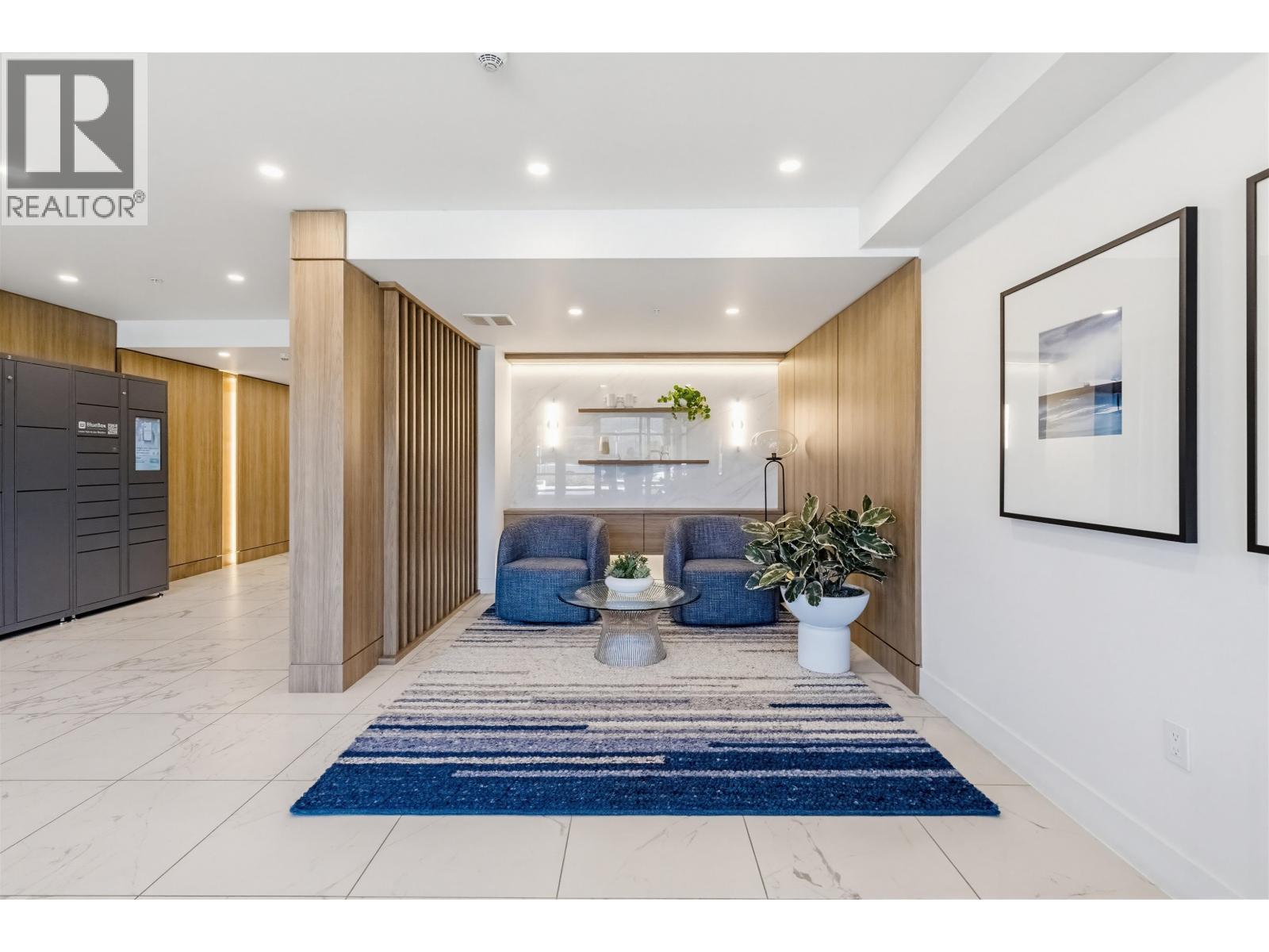 404 7788 18th Street, Burnaby, British Columbia  V3N 0J3 - Photo 4 - R3108537