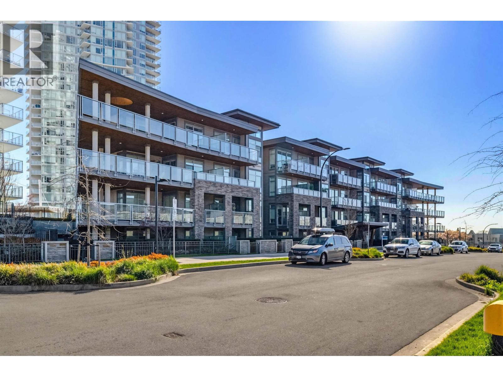 404 7788 18TH STREET, Burnaby, British Columbia