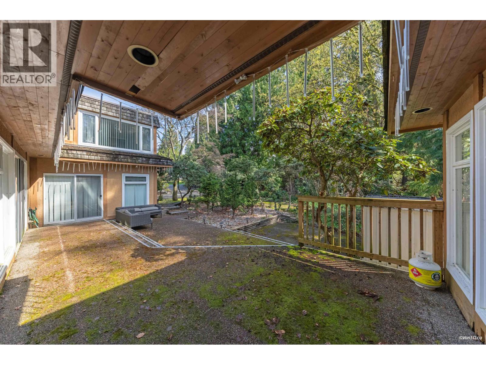 1366 Kings Avenue, West Vancouver, British Columbia V7T 2C6 - Photo 39 - R3108945