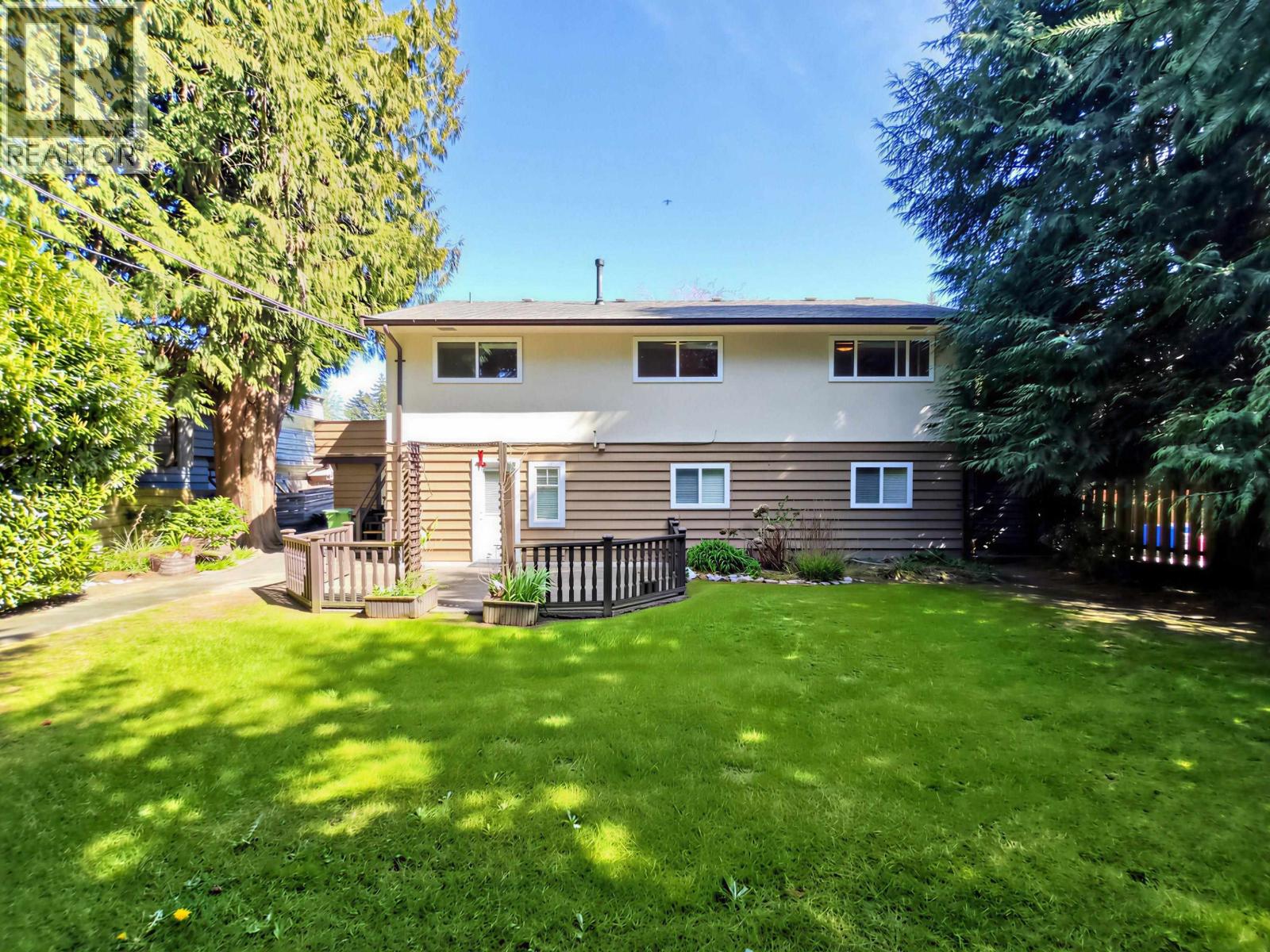 10111 Ainsworth Crescent, Richmond, British Columbia  V7A 3V3 - Photo 8 - R3107005