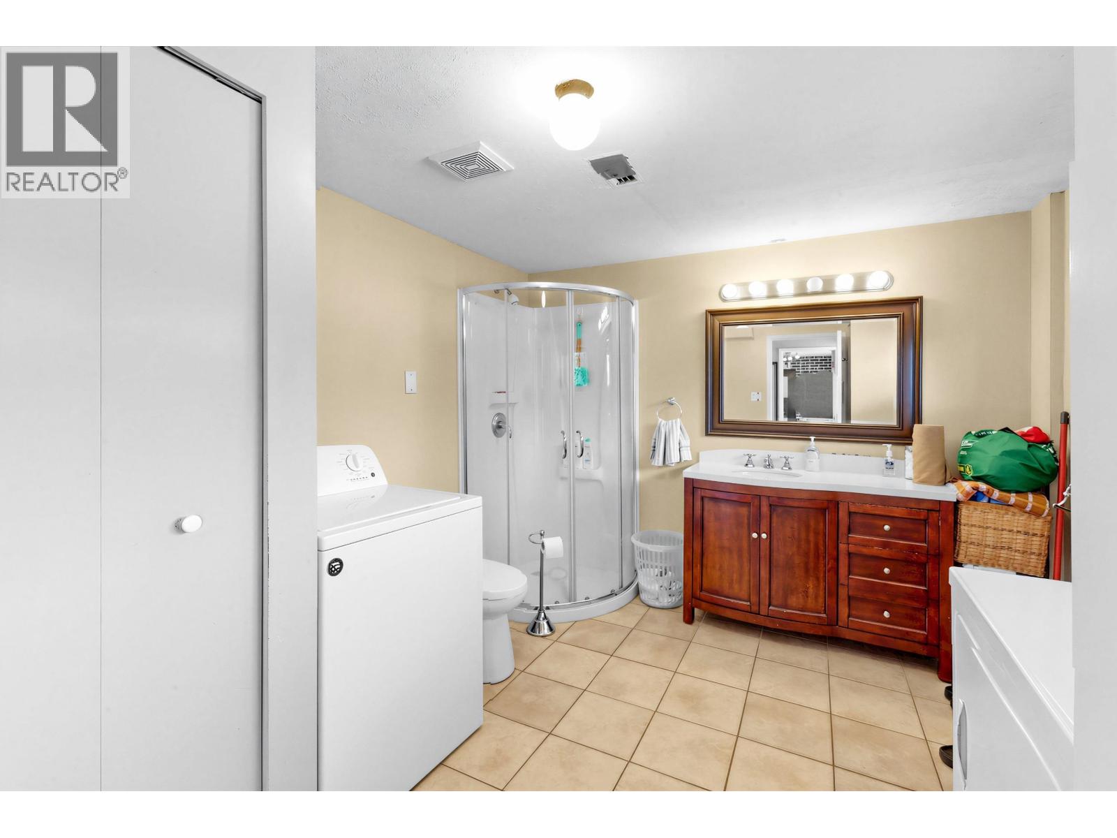 10111 Ainsworth Crescent, Richmond, British Columbia  V7A 3V3 - Photo 20 - R3107005