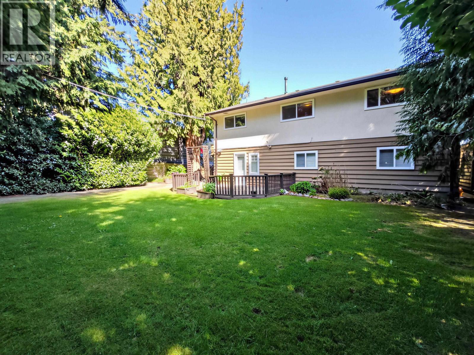 10111 Ainsworth Crescent, Richmond, British Columbia  V7A 3V3 - Photo 9 - R3107005