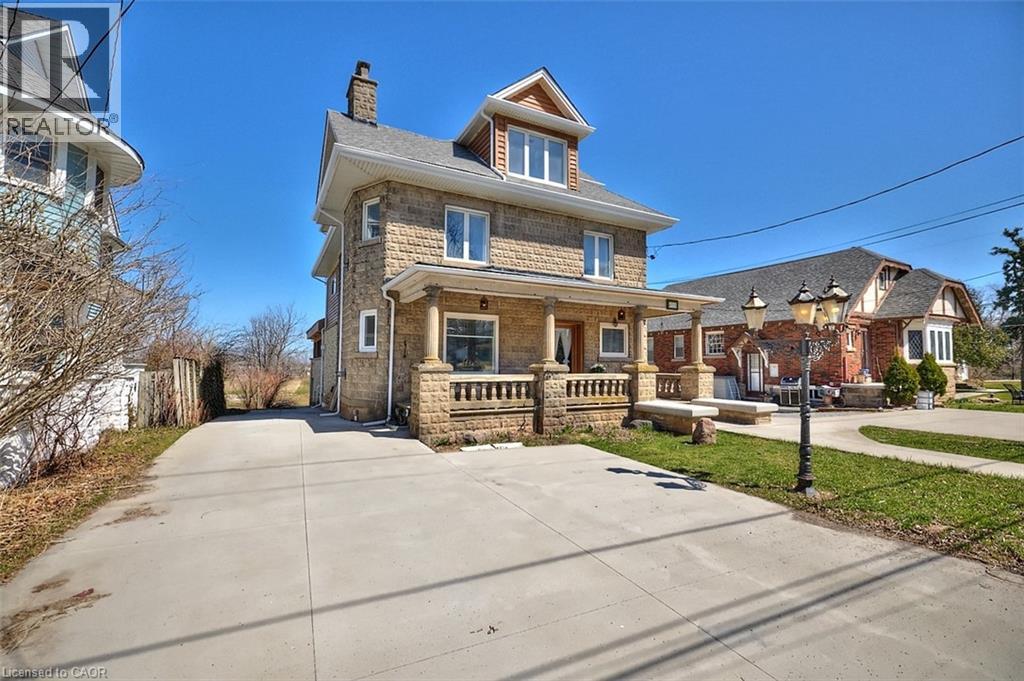 4915 King Street, Beamsville, Ontario  L0R 1B0 - Photo 2 - 40816285