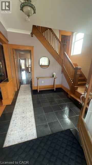 4915 King Street, Beamsville, Ontario  L0R 1B0 - Photo 3 - 40816285