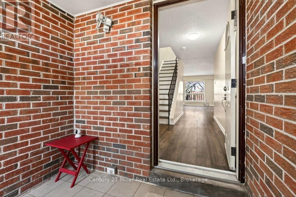 40 - 30 Dundalk Drive, Toronto, Ontario  M1P 4W1 - Photo 5 - E12974652