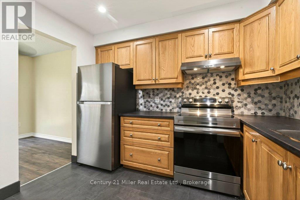 40 - 30 Dundalk Drive, Toronto, Ontario  M1P 4W1 - Photo 9 - E12974652