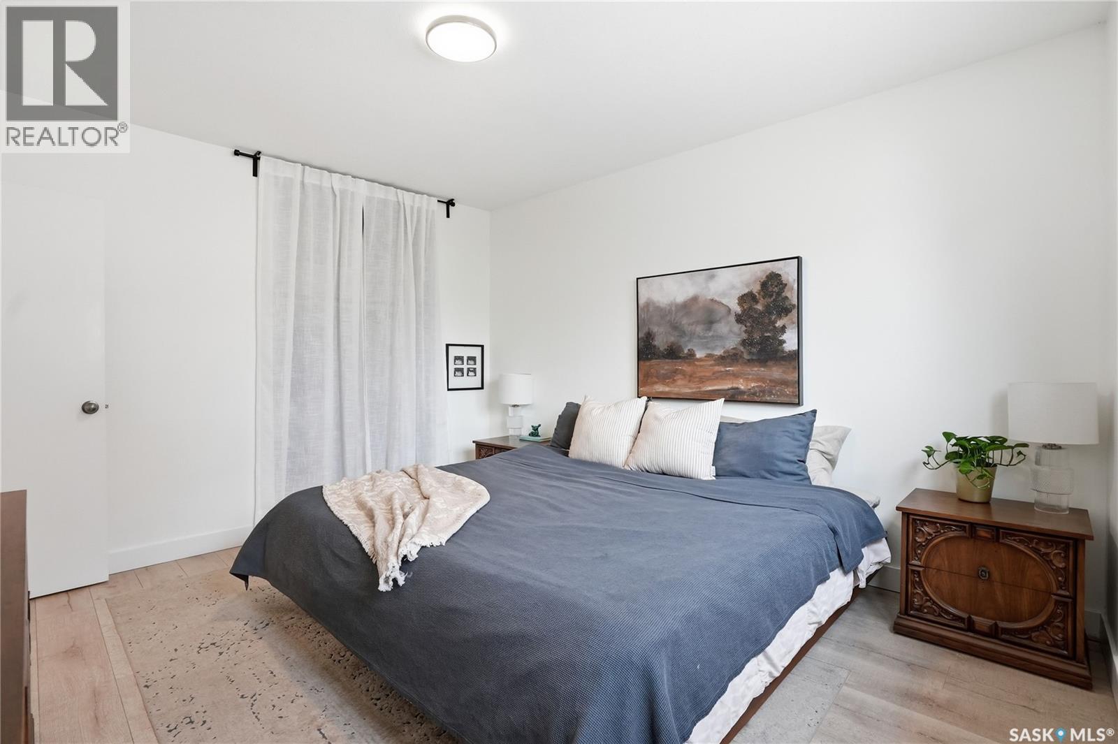 48 Bell Crescent, Saskatoon, Saskatchewan  S7J 2W3 - Photo 11 - SK032433