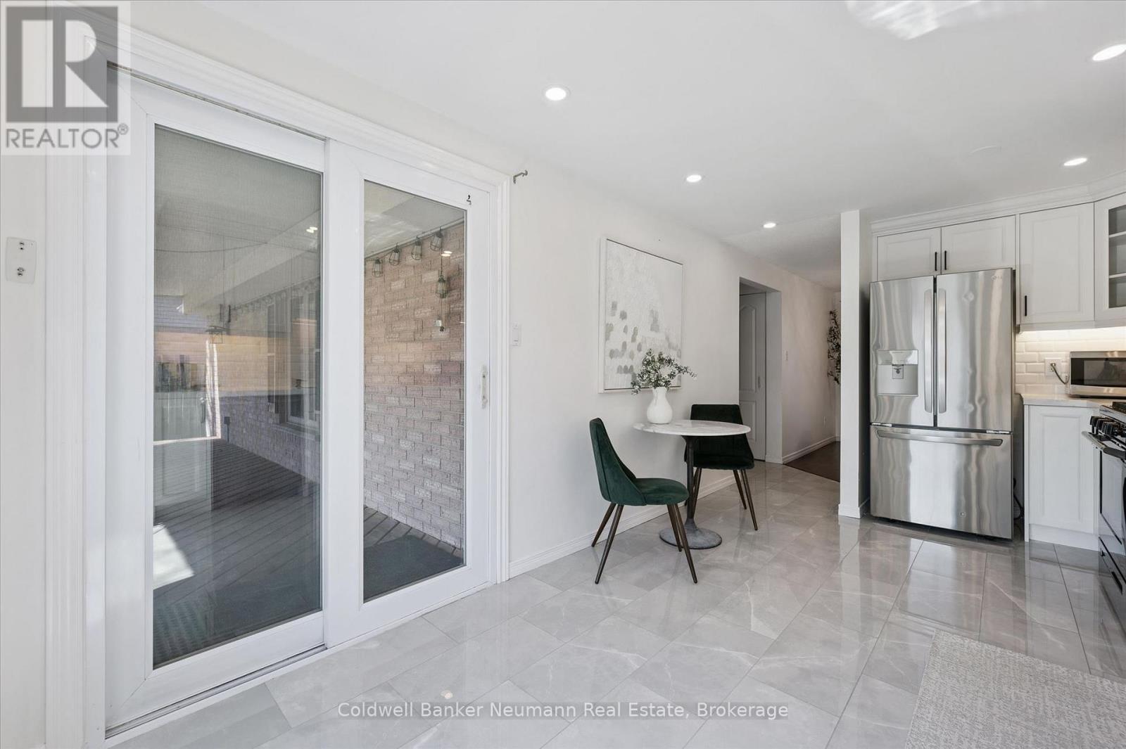 73 Pathfinder Crescent, Kitchener, Ontario N2P 1S2 - Photo 10 - X12974692