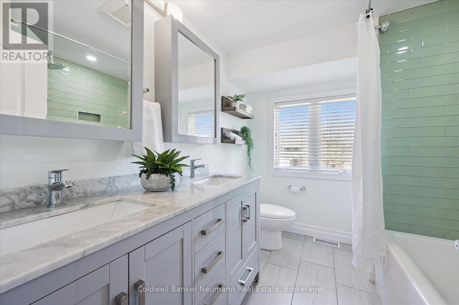 73 Pathfinder Crescent, Kitchener, Ontario N2P 1S2 - Photo 21 - X12974692