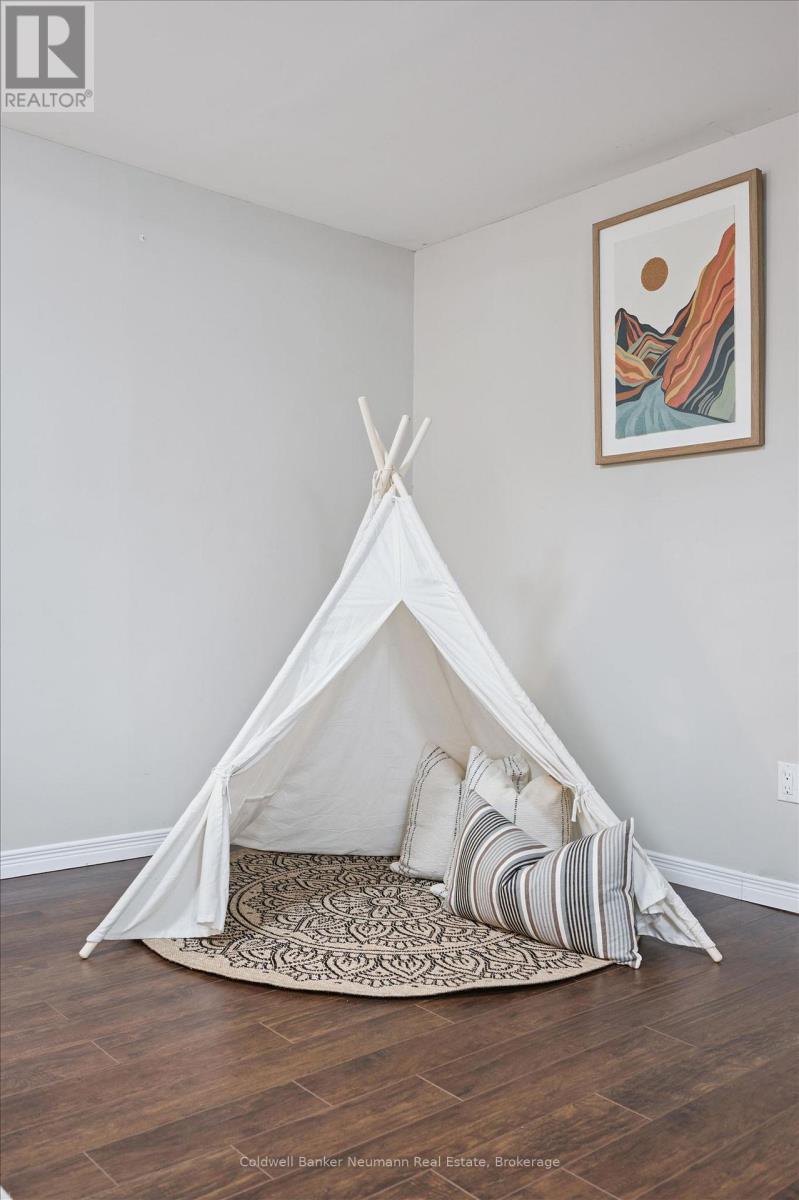 73 Pathfinder Crescent, Kitchener, Ontario N2P 1S2 - Photo 30 - X12974692