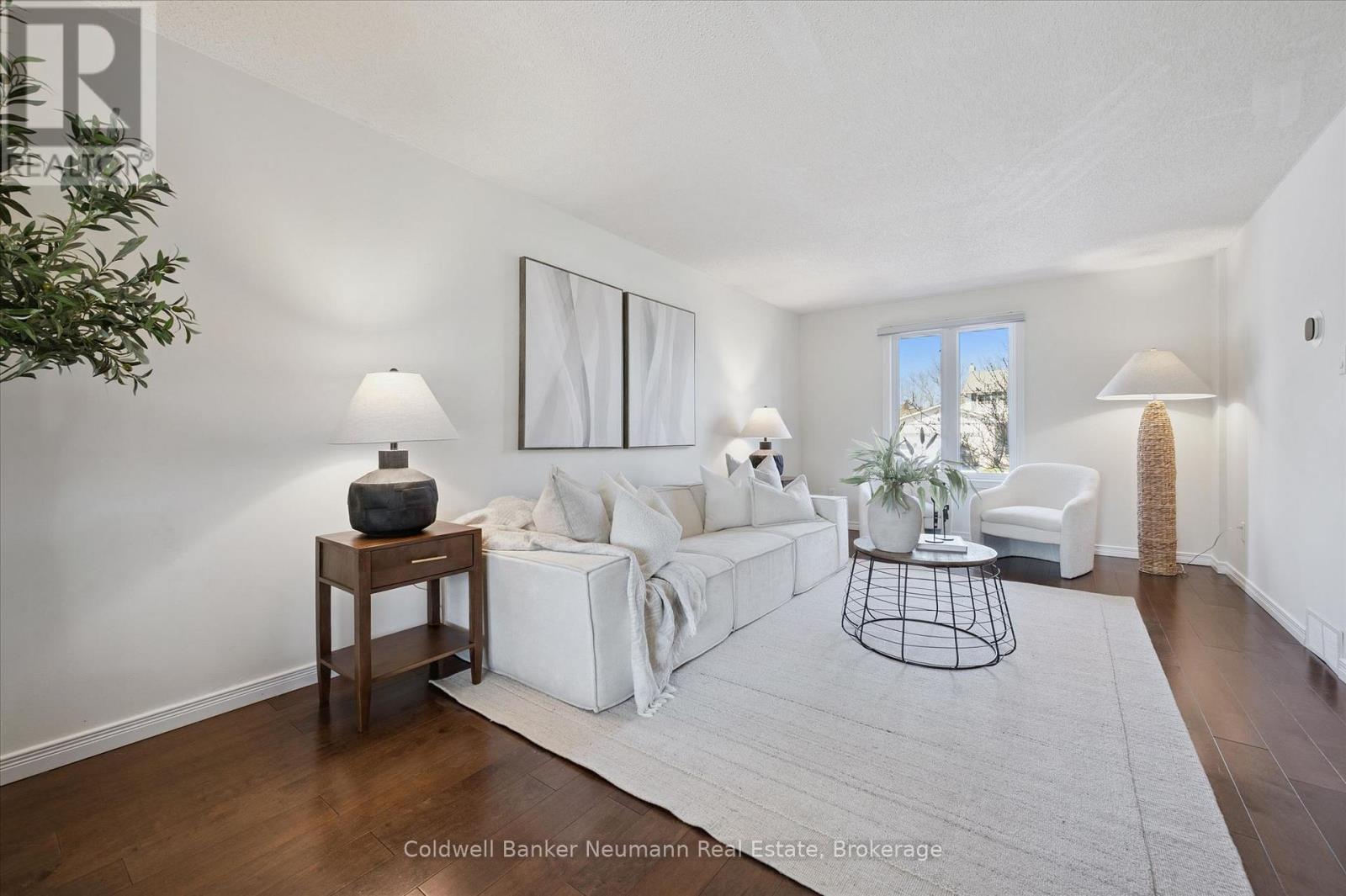 73 Pathfinder Crescent, Kitchener, Ontario N2P 1S2 - Photo 6 - X12974692