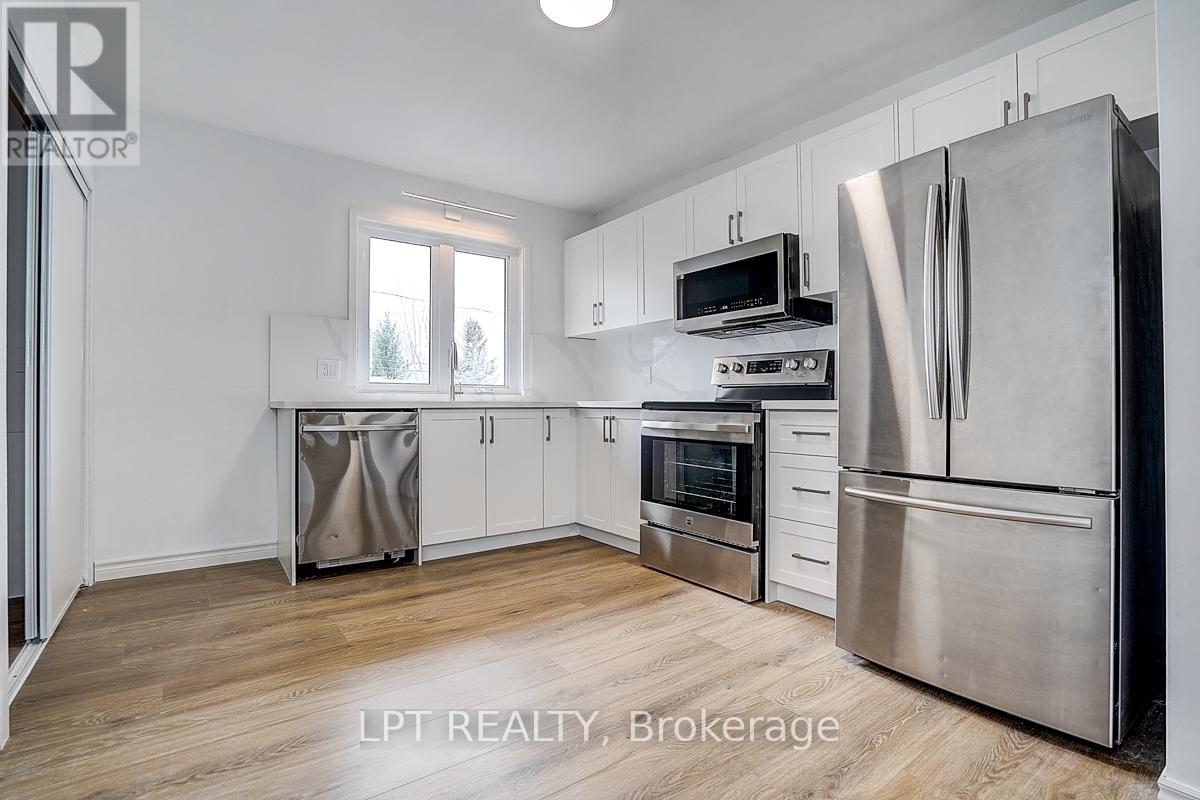 194 South Channel Drive, Georgina, Ontario  L4P 2N3 - Photo 41 - N12938166