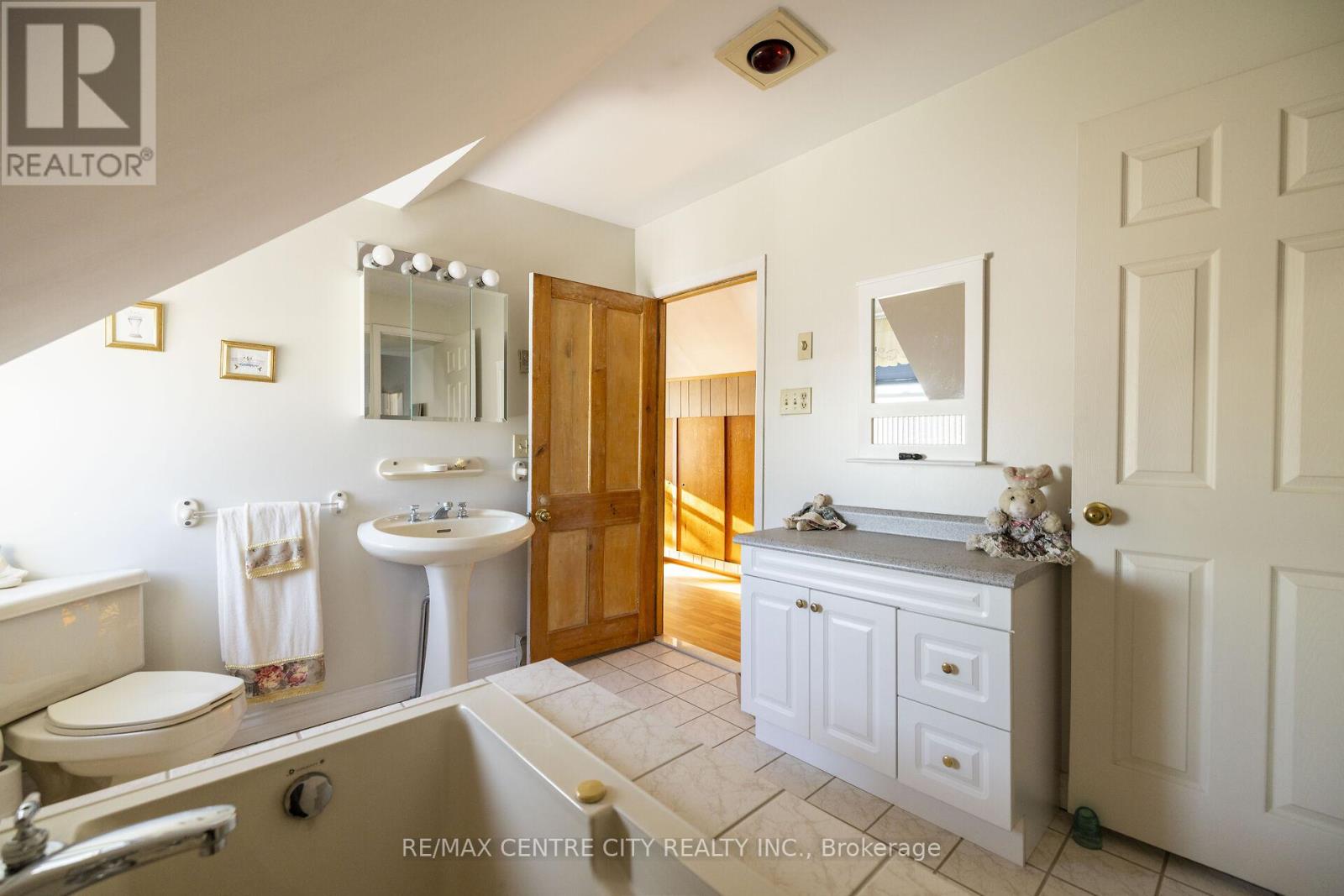 19267 County Road 25, South Glengarry, Ontario  K0C 1B0 - Photo 21 - X12684022