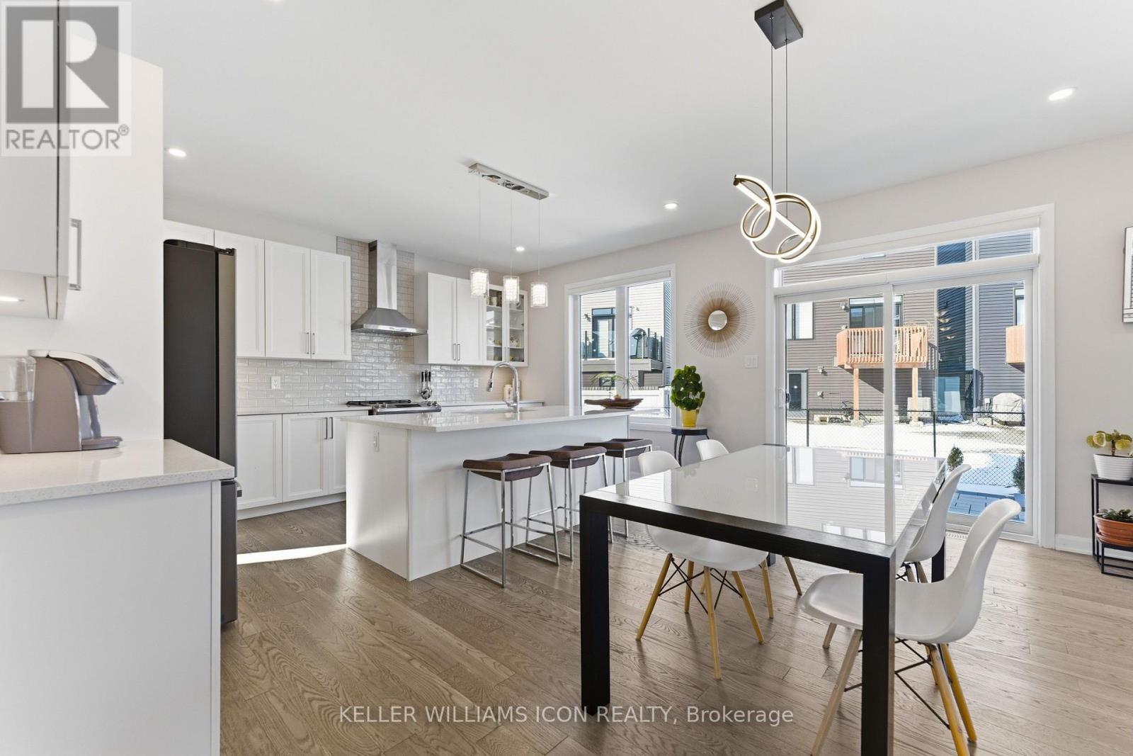 352 Cloyne Crescent, Ottawa, Ontario  K2J 6W4 - Photo 14 - X12974310