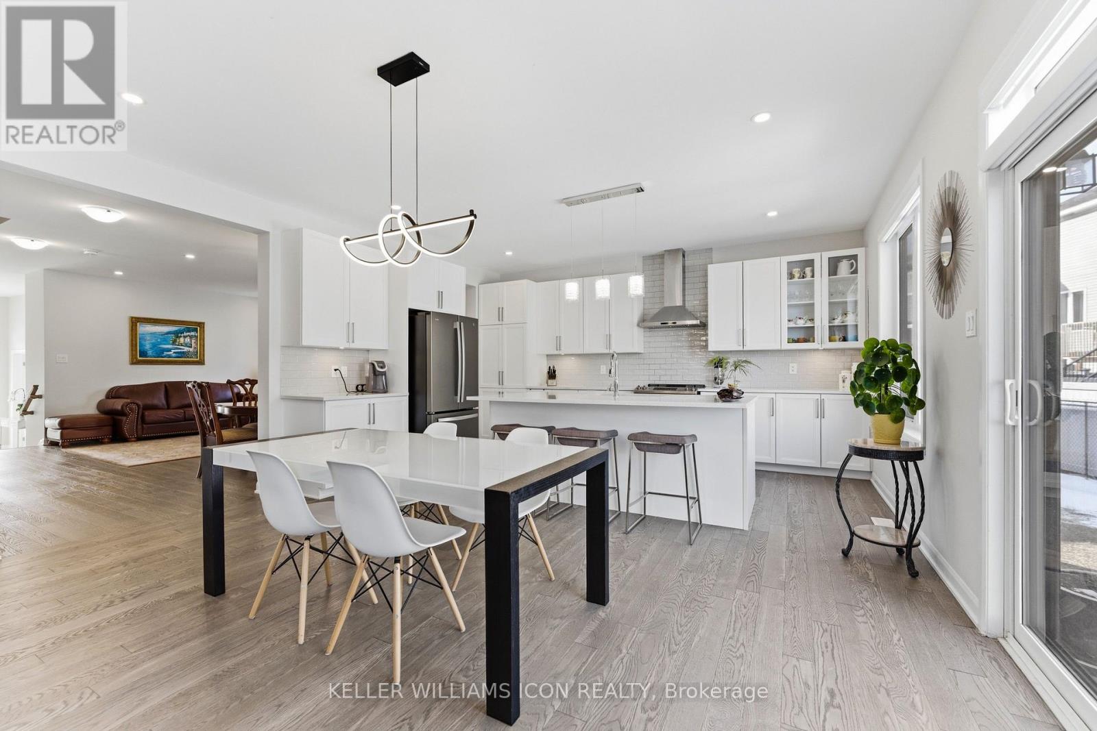 352 Cloyne Crescent, Ottawa, Ontario  K2J 6W4 - Photo 17 - X12974310