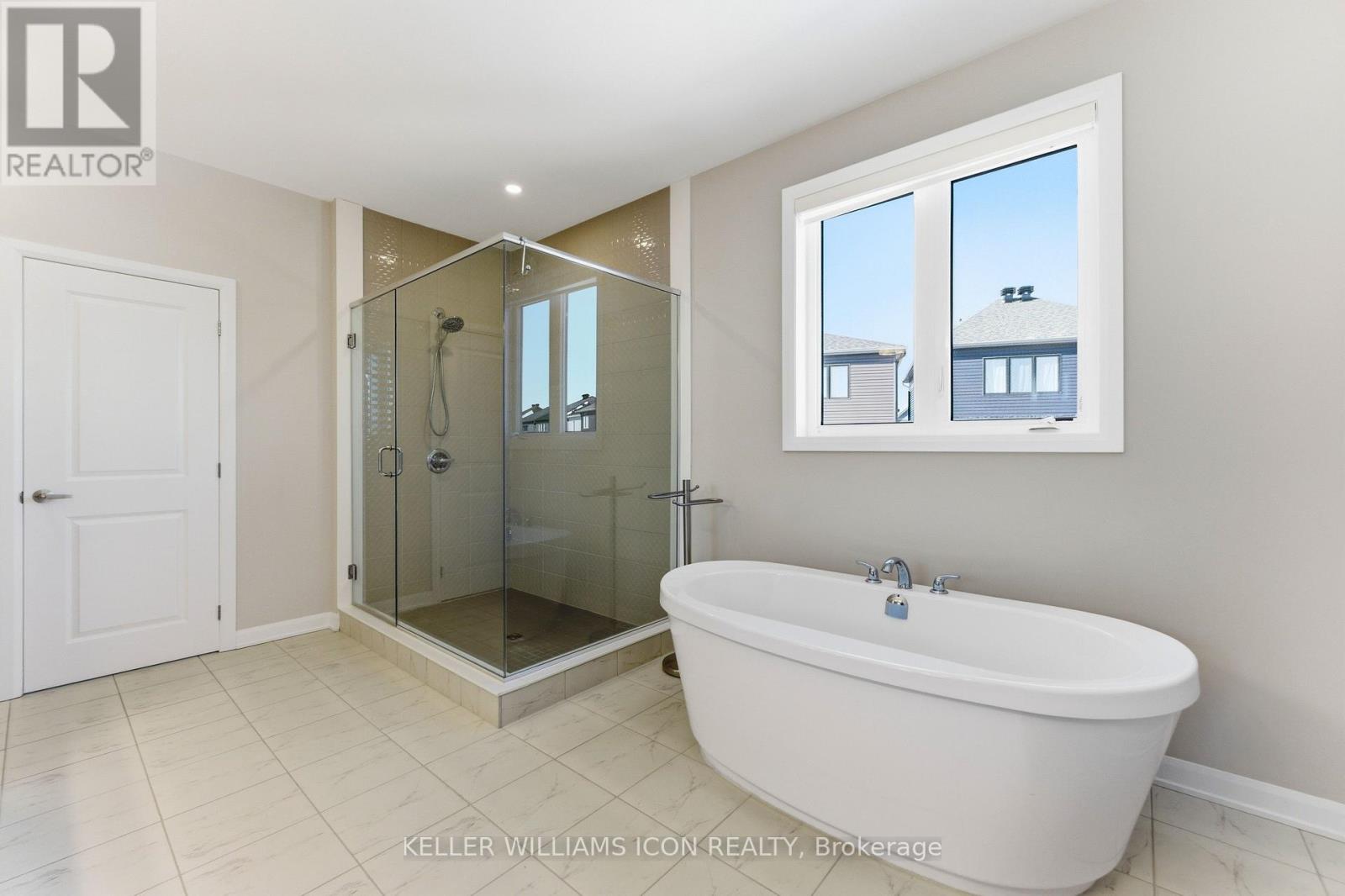 352 Cloyne Crescent, Ottawa, Ontario  K2J 6W4 - Photo 34 - X12974310