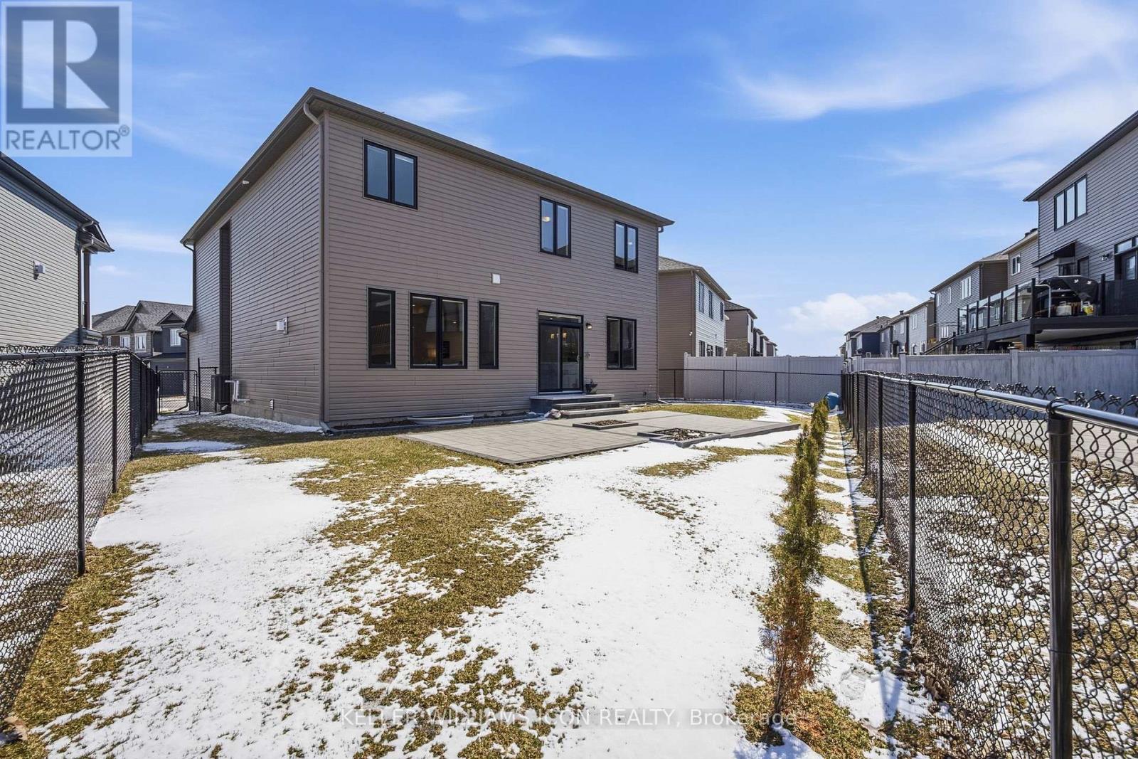 352 Cloyne Crescent, Ottawa, Ontario  K2J 6W4 - Photo 45 - X12974310