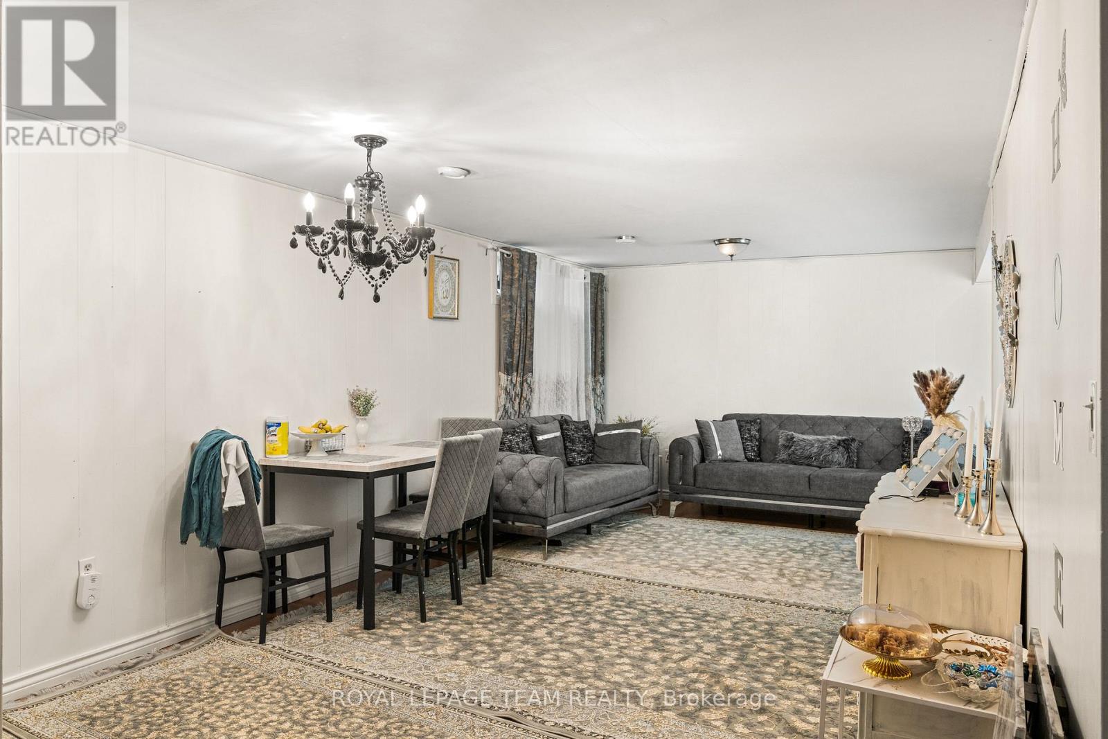 1938 Bromley Road, Ottawa, Ontario K2A 1C2 - Photo 21 - X12968114