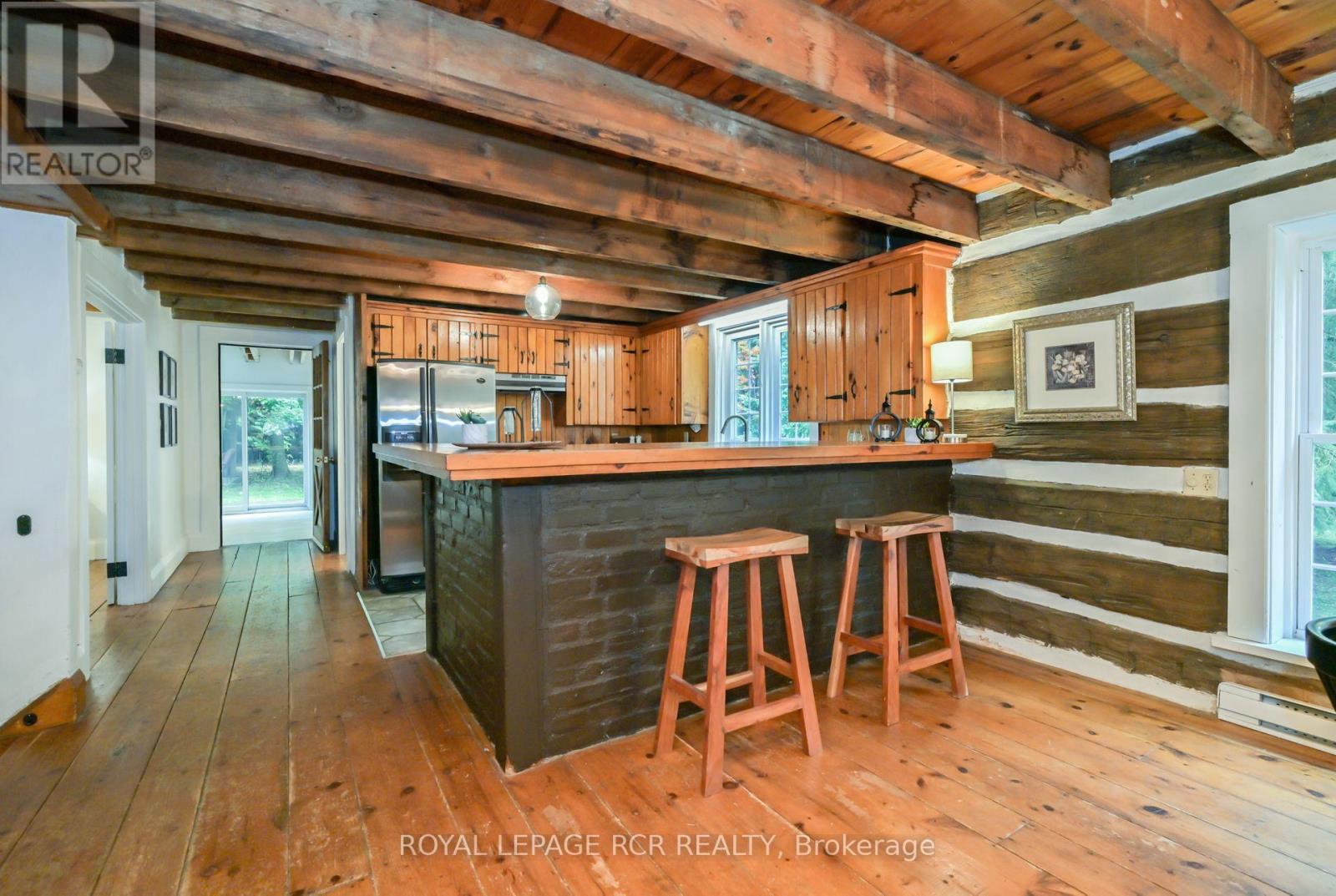 1762 Queen Street, Caledon, Ontario  L7K 2N6 - Photo 9 - W12429238