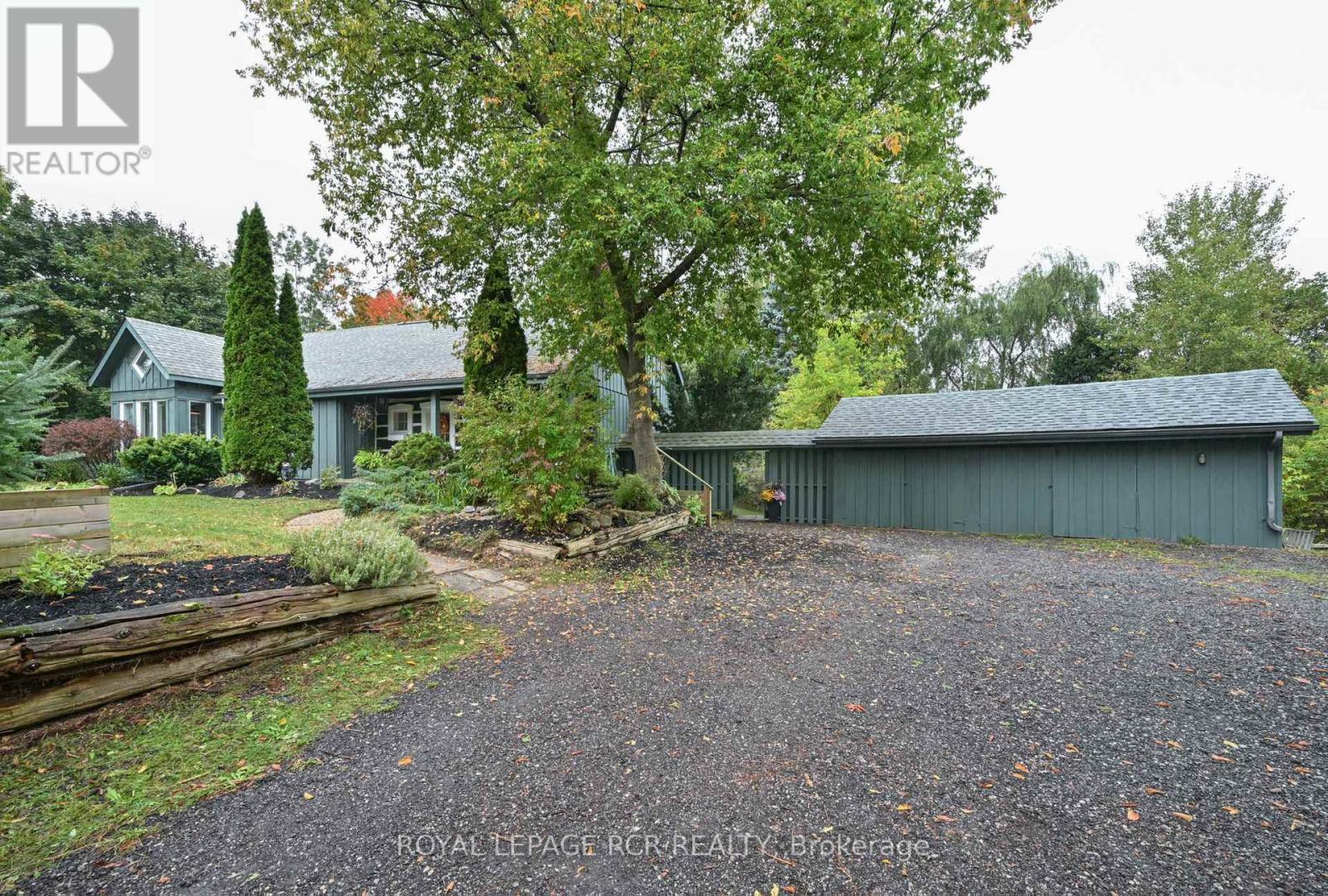 1762 Queen Street, Caledon, Ontario  L7K 2N6 - Photo 5 - W12429238