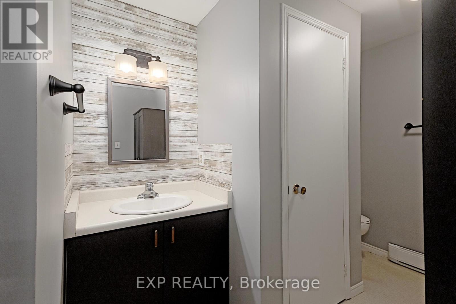 93 King Street E, Ingersoll (Ingersoll - South), Ontario  N5C 1G6 - Photo 21 - X12974748