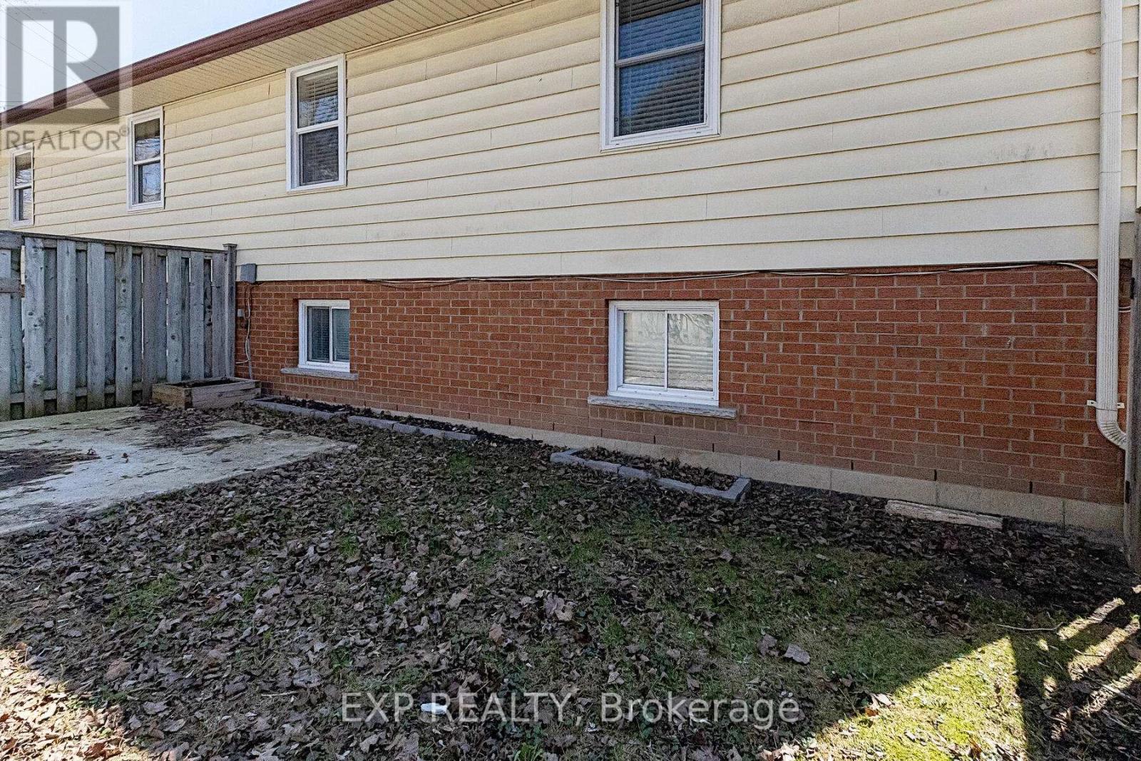 93 King Street E, Ingersoll (Ingersoll - South), Ontario  N5C 1G6 - Photo 25 - X12974748