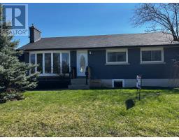 MAIN FLOOR - 59 JACOBSON AVENUE, St. Catharines, Ontario