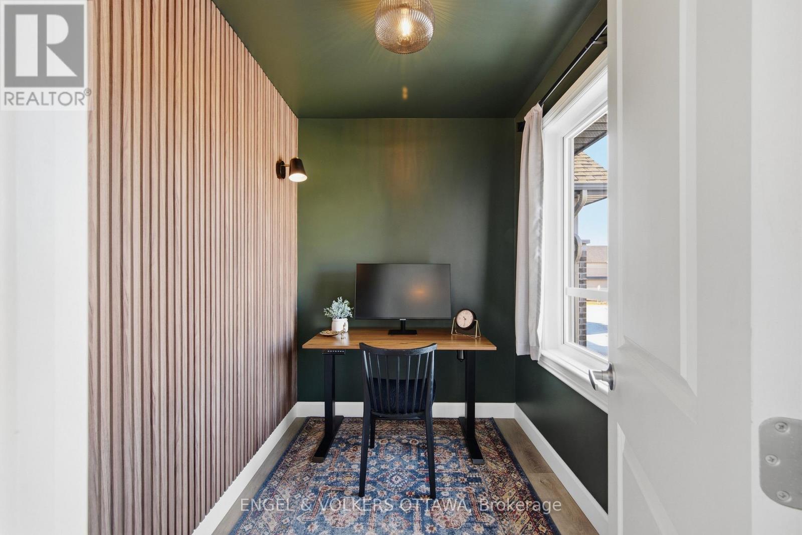 86 Porter Street, Ottawa, Ontario  K2S 2L8 - Photo 28 - X12974734