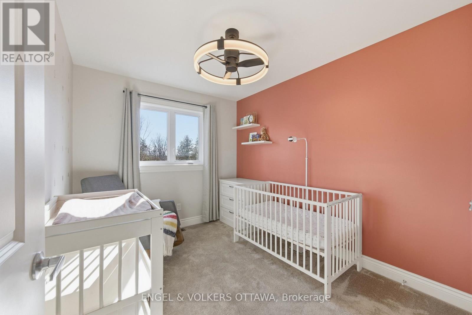 86 Porter Street, Ottawa, Ontario  K2S 2L8 - Photo 32 - X12974734