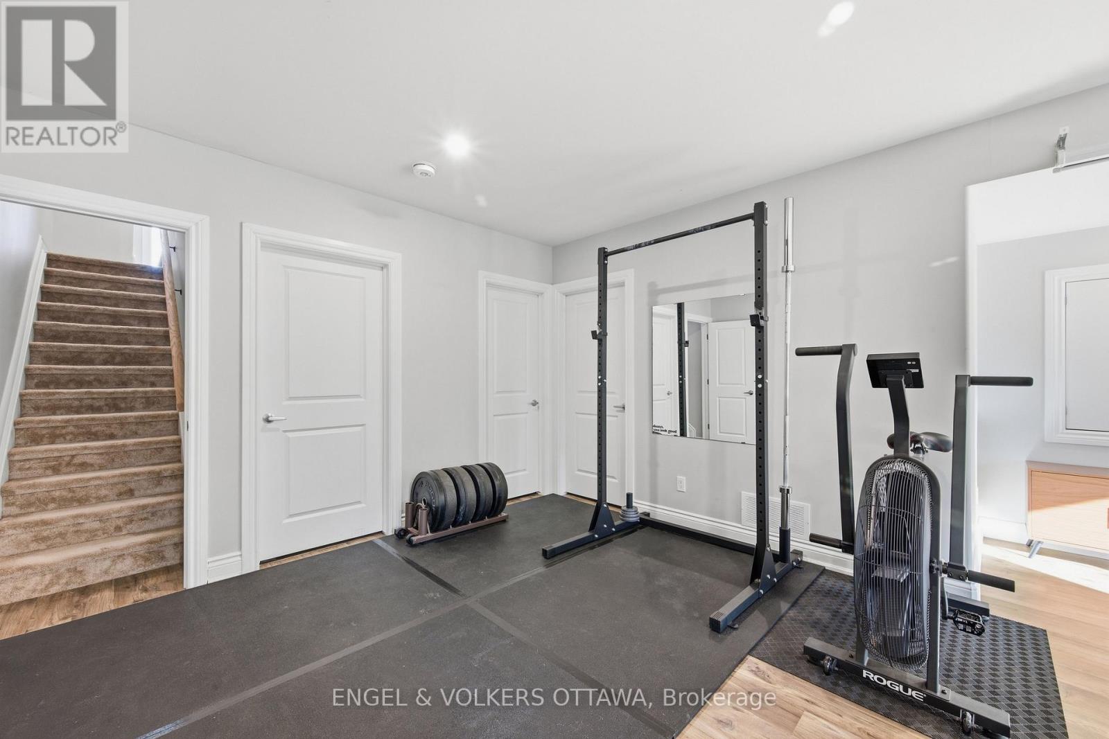 86 Porter Street, Ottawa, Ontario  K2S 2L8 - Photo 39 - X12974734