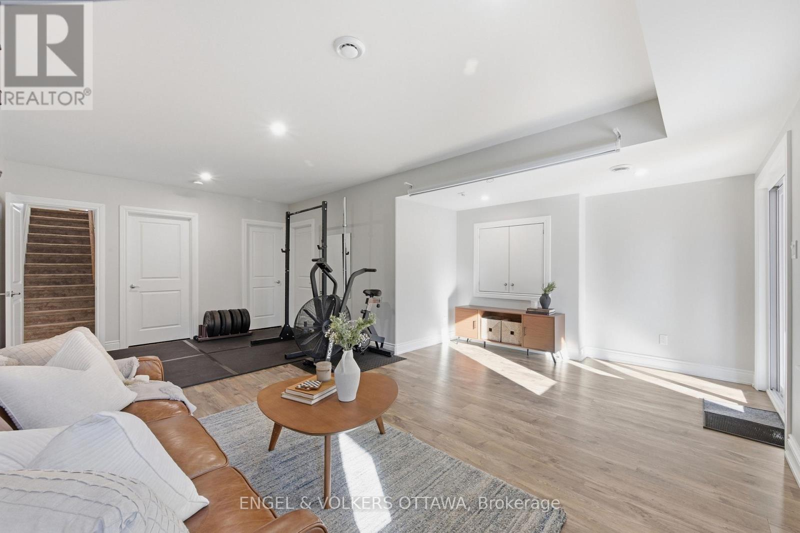 86 Porter Street, Ottawa, Ontario  K2S 2L8 - Photo 42 - X12974734