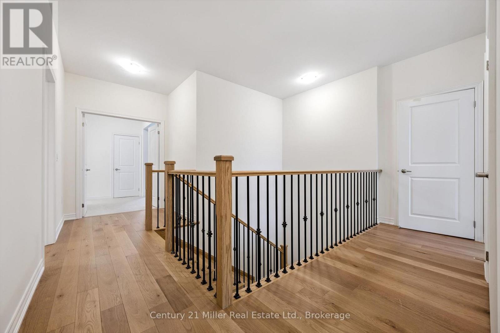 3242 Millicent Avenue, Oakville, Ontario  L6H 0V8 - Photo 26 - W12974790