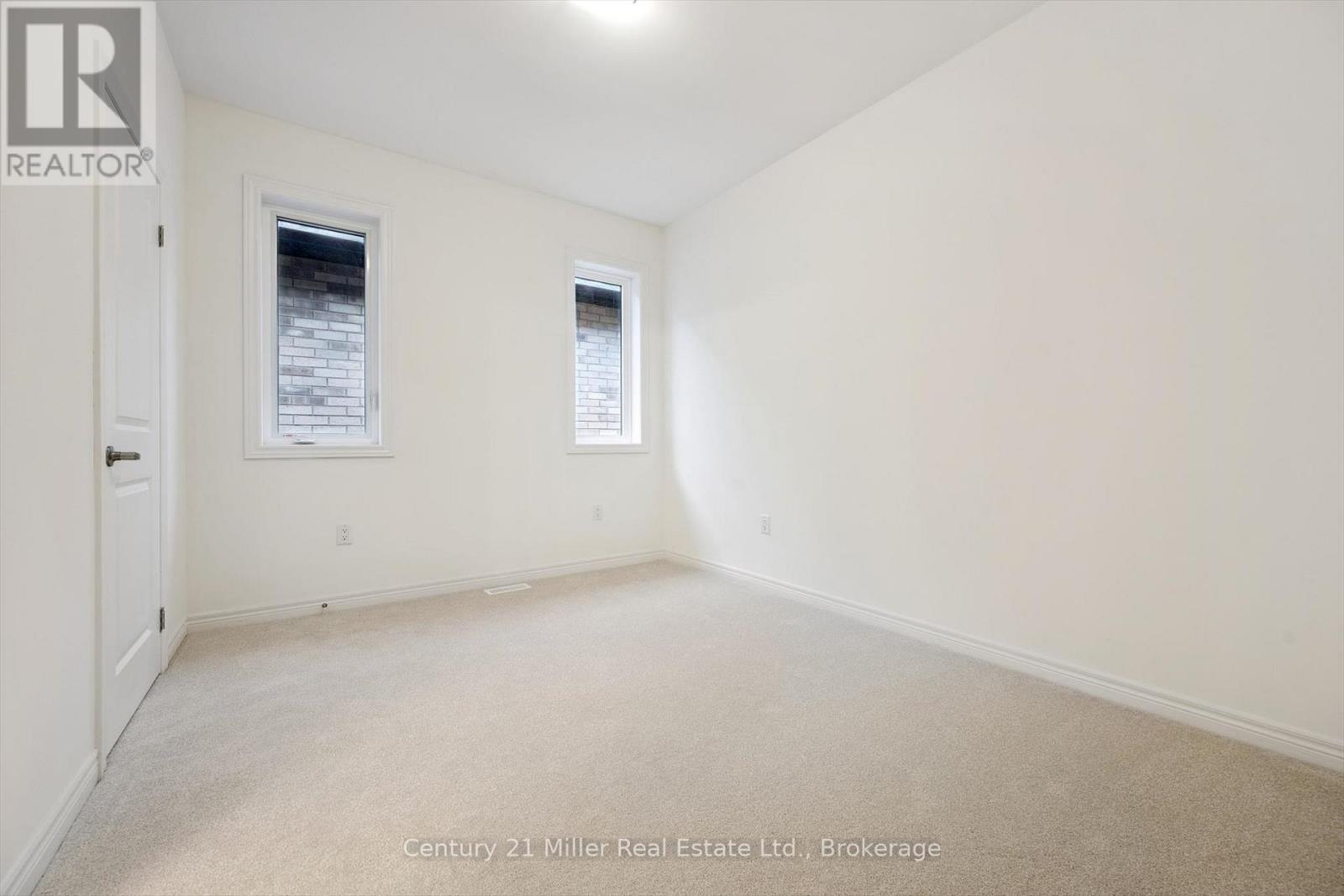 3242 Millicent Avenue, Oakville, Ontario  L6H 0V8 - Photo 35 - W12974790