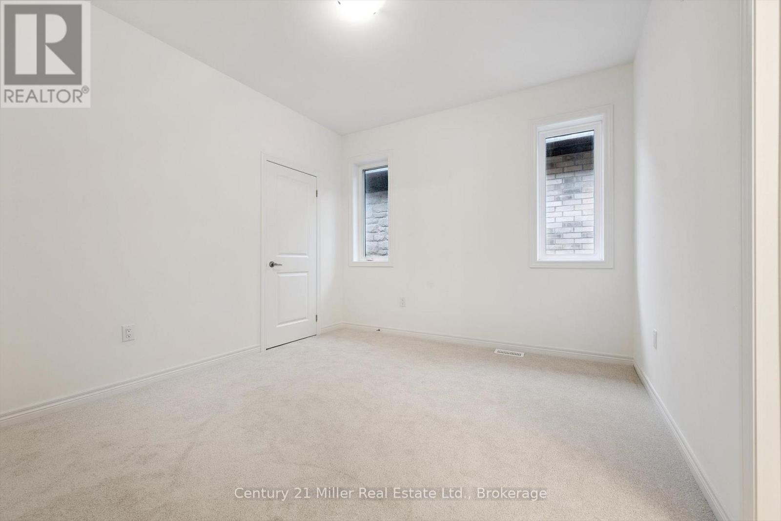 3242 Millicent Avenue, Oakville, Ontario  L6H 0V8 - Photo 39 - W12974790