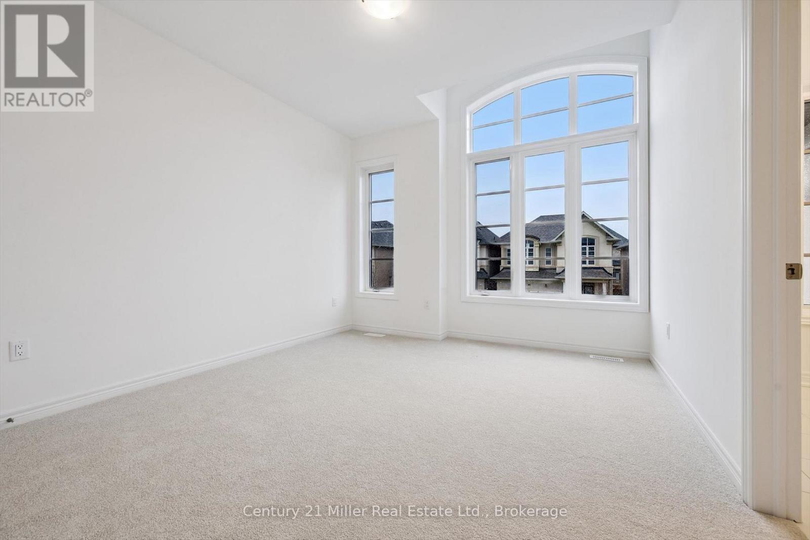 3242 Millicent Avenue, Oakville, Ontario  L6H 0V8 - Photo 44 - W12974790