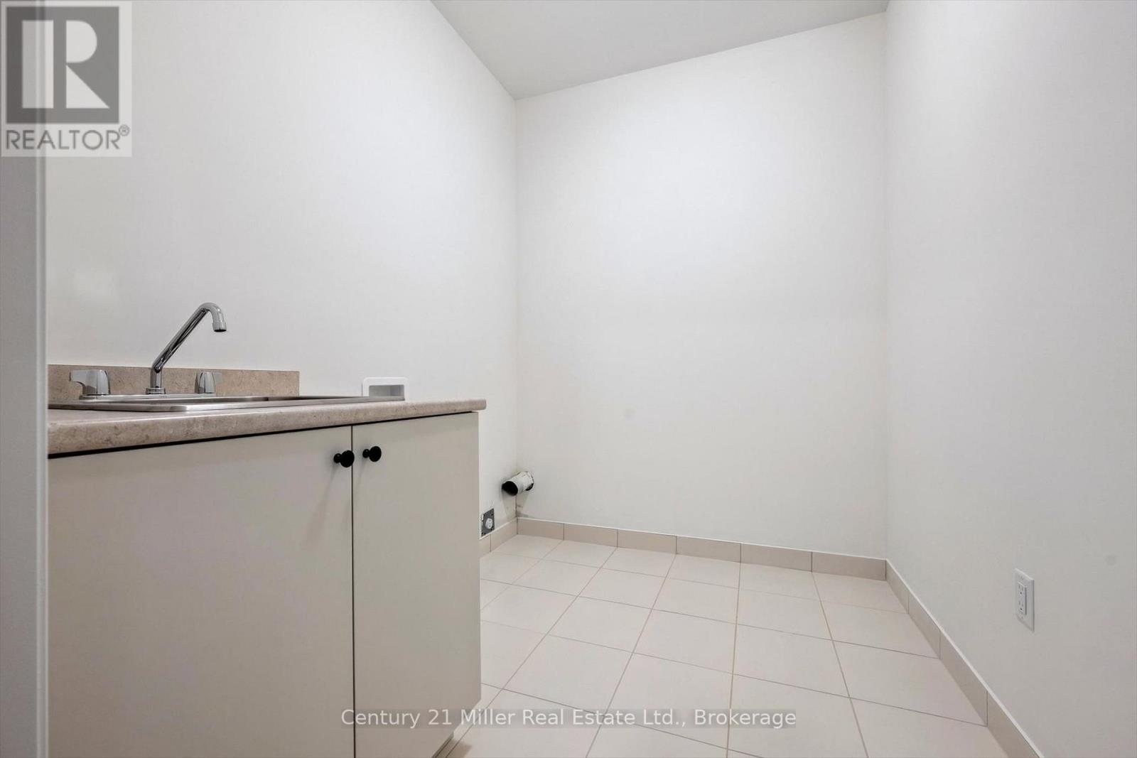 3242 Millicent Avenue, Oakville, Ontario  L6H 0V8 - Photo 46 - W12974790