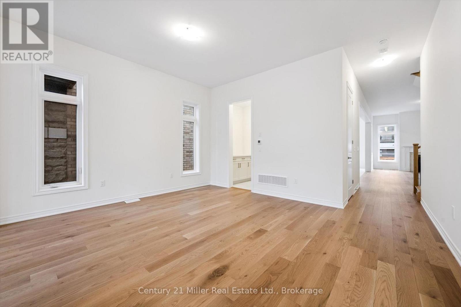 3242 Millicent Avenue, Oakville, Ontario  L6H 0V8 - Photo 7 - W12974790