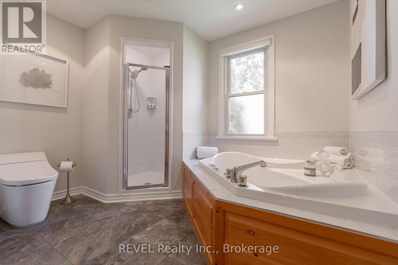 522 Mississagua Road, Niagara-On-The-Lake, Ontario  L0S 1J0 - Photo 36 - X12974746