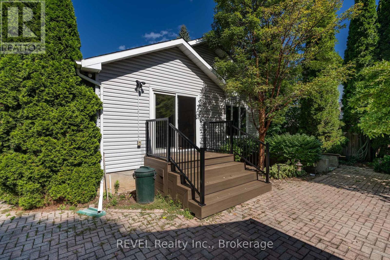 522 Mississagua Road, Niagara-On-The-Lake, Ontario  L0S 1J0 - Photo 7 - X12974746