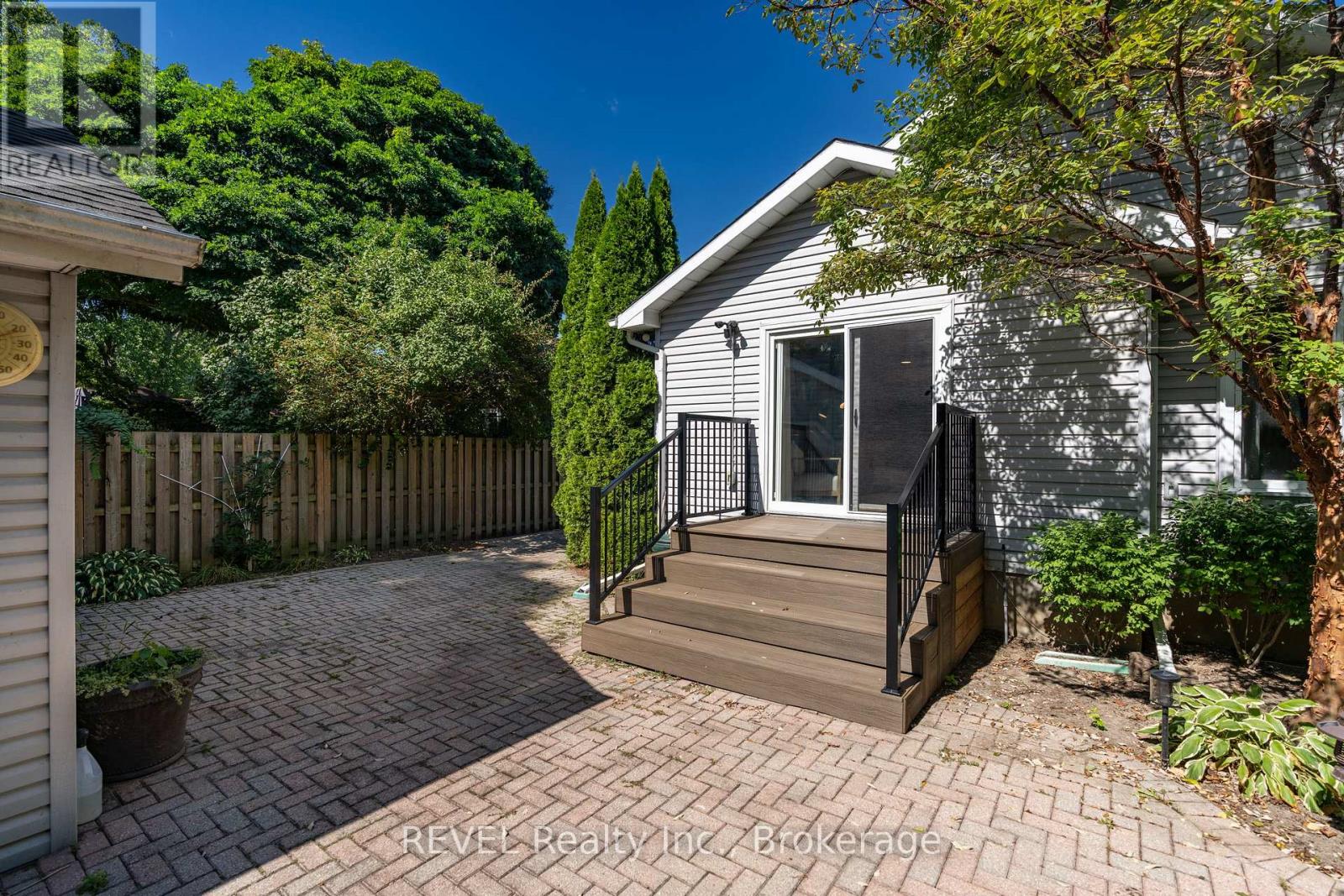 522 Mississagua Road, Niagara-On-The-Lake, Ontario  L0S 1J0 - Photo 8 - X12974746