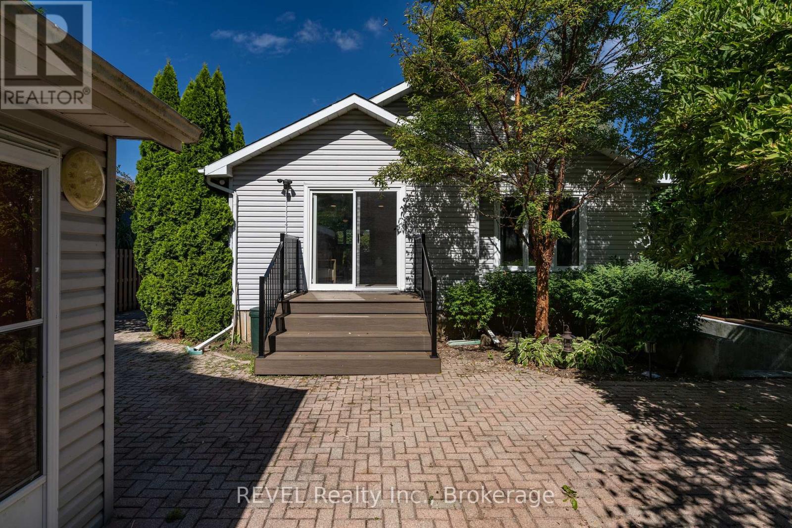 522 Mississagua Road, Niagara-On-The-Lake, Ontario  L0S 1J0 - Photo 9 - X12974746