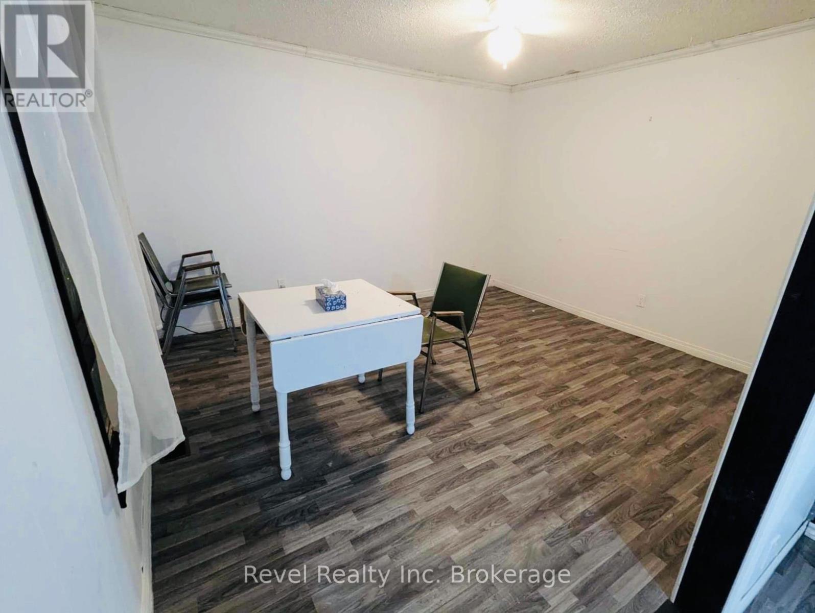 214 Fotheringham Avenue, Atikokan, Ontario  P0T 1C0 - Photo 10 - X12974794