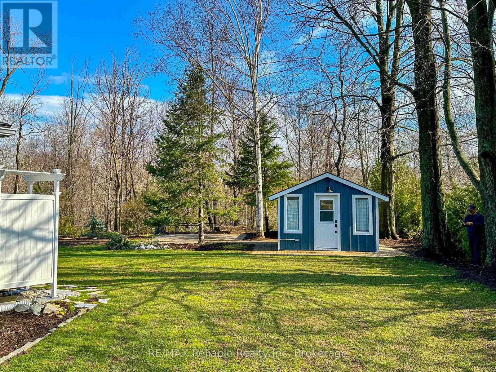 74659 Talbot Crescent, Bluewater, Ontario  N0M 1G0 - Photo 11 - X12974778