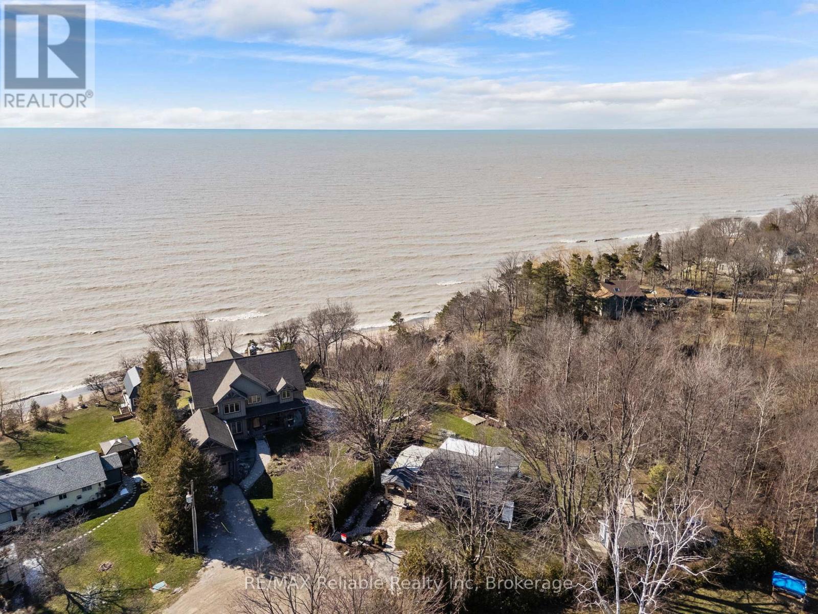 74659 Talbot Crescent, Bluewater, Ontario  N0M 1G0 - Photo 5 - X12974778